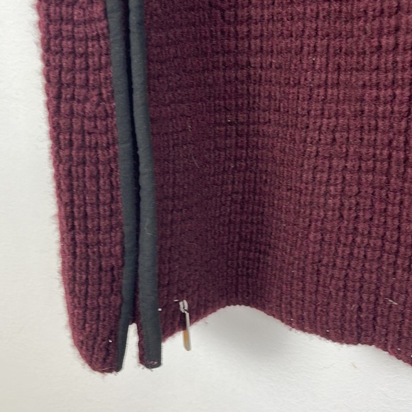 Lauren Ralph Lauren Turtleneck Honeycomb Caplet - O/S - Picture 4 of 7